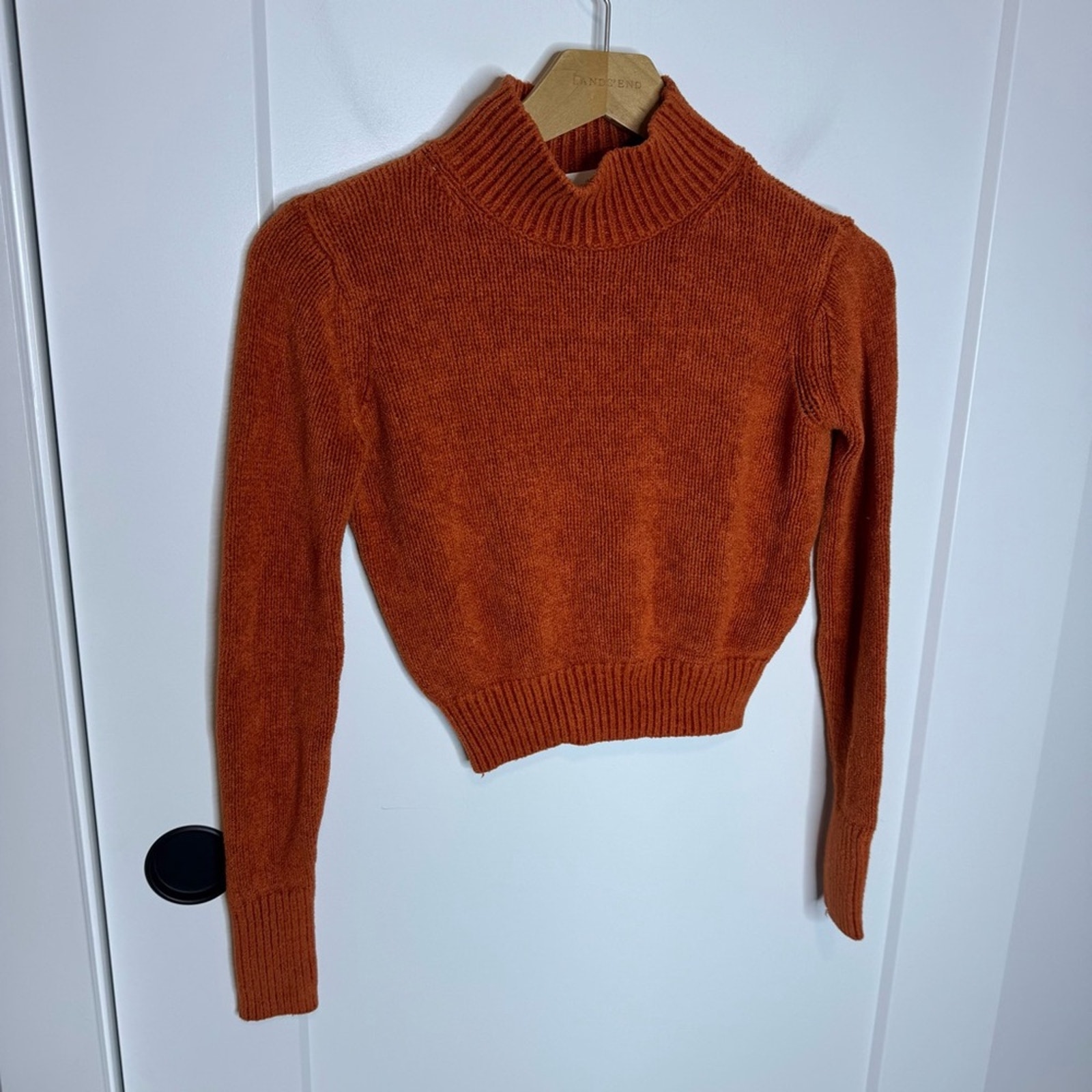 Aritzia Wilfred Orange Mockneck Cropped Knit Sweater Size Xxs